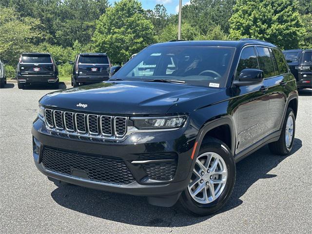new 2025 Jeep Grand Cherokee car, priced at $38,662