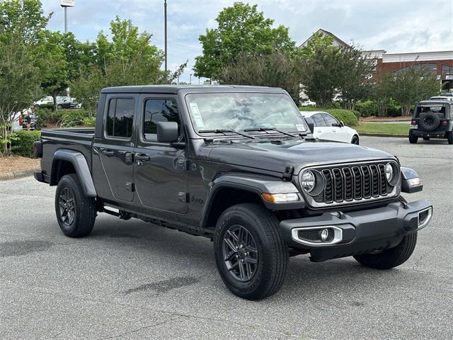 new 2024 Jeep Gladiator car, priced at $41,233