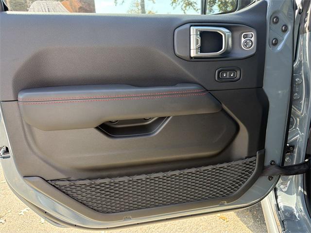 new 2026 Jeep Gladiator car, priced at $53,820