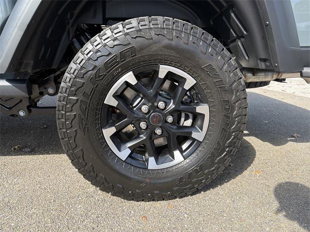 new 2026 Jeep Gladiator car, priced at $53,820