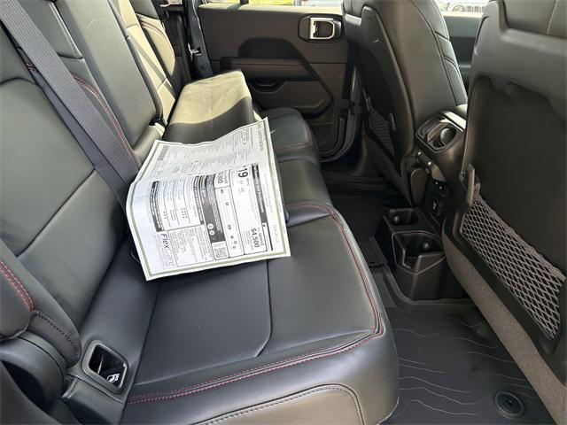 new 2026 Jeep Gladiator car, priced at $53,820