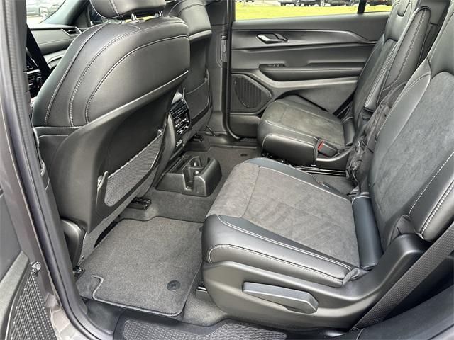 new 2025 Jeep Grand Cherokee L car, priced at $40,230
