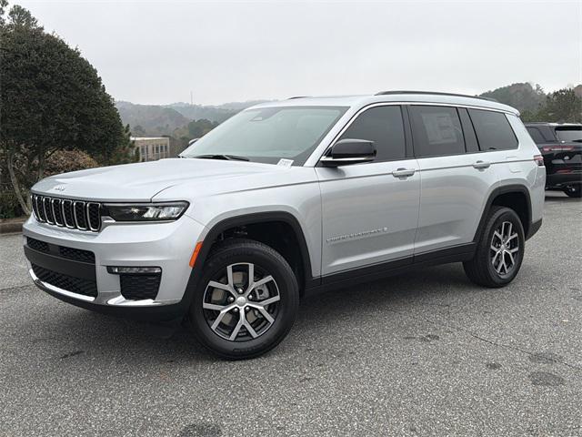 new 2025 Jeep Grand Cherokee L car, priced at $42,391