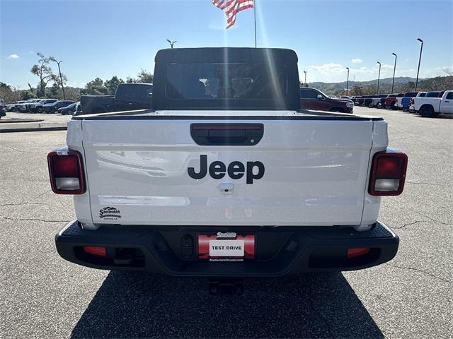 new 2024 Jeep Gladiator car, priced at $48,698