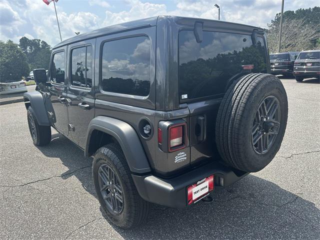 new 2025 Jeep Wrangler car, priced at $43,780