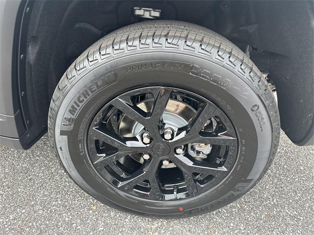 new 2025 Jeep Grand Cherokee car, priced at $39,730
