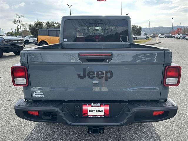 new 2025 Jeep Gladiator car, priced at $38,177