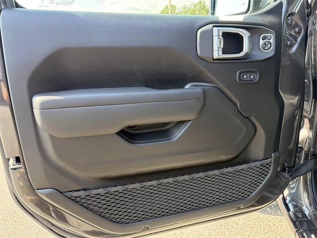 new 2026 Jeep Wrangler car, priced at $42,225