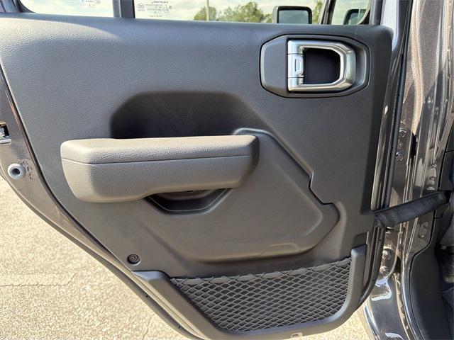 new 2026 Jeep Wrangler car, priced at $42,225