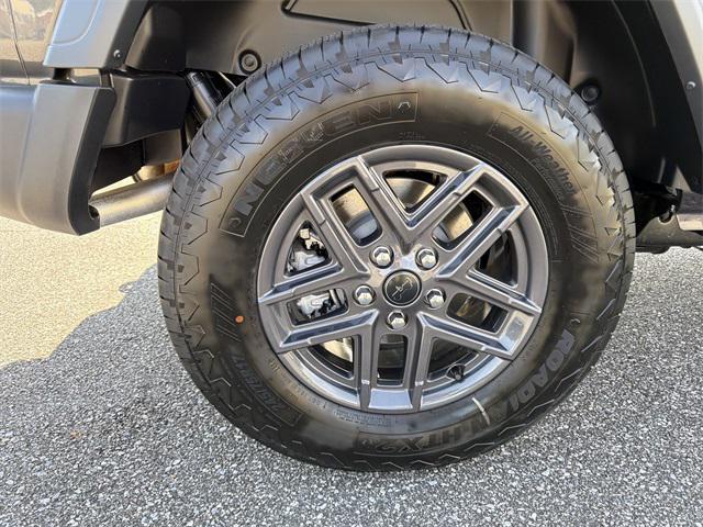 new 2026 Jeep Wrangler car, priced at $42,225