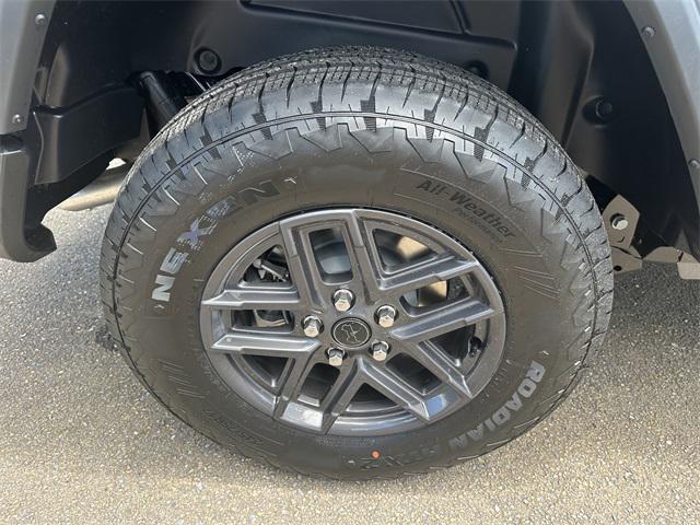 new 2025 Jeep Wrangler car, priced at $39,941