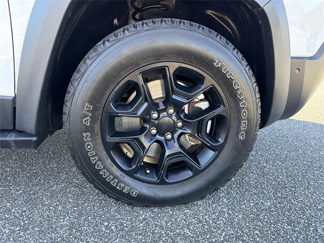 used 2022 Jeep Cherokee car, priced at $22,725