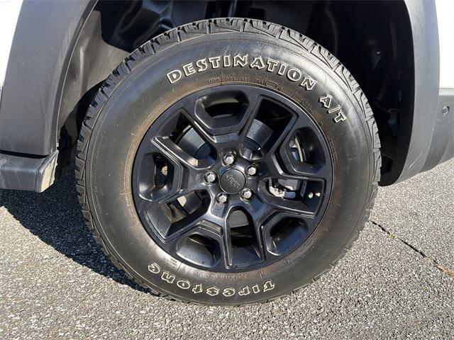 used 2022 Jeep Cherokee car, priced at $22,725