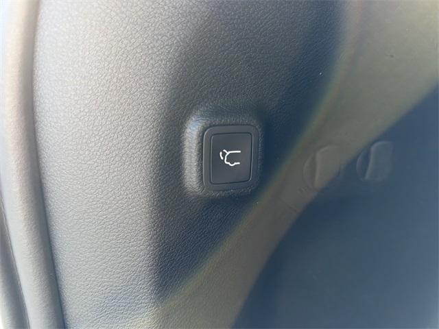 used 2022 Jeep Cherokee car, priced at $22,725