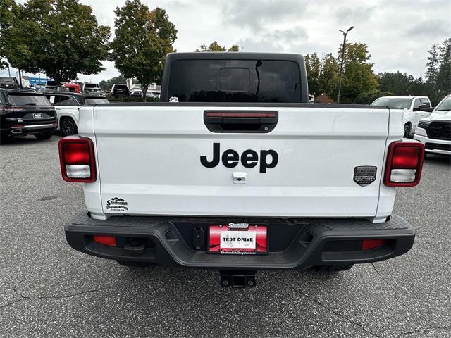 new 2024 Jeep Gladiator car, priced at $59,198