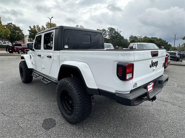 new 2024 Jeep Gladiator car, priced at $59,198