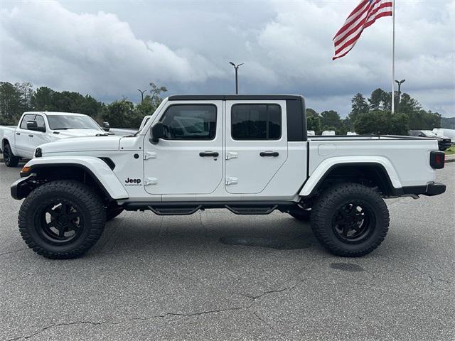 new 2024 Jeep Gladiator car, priced at $59,198