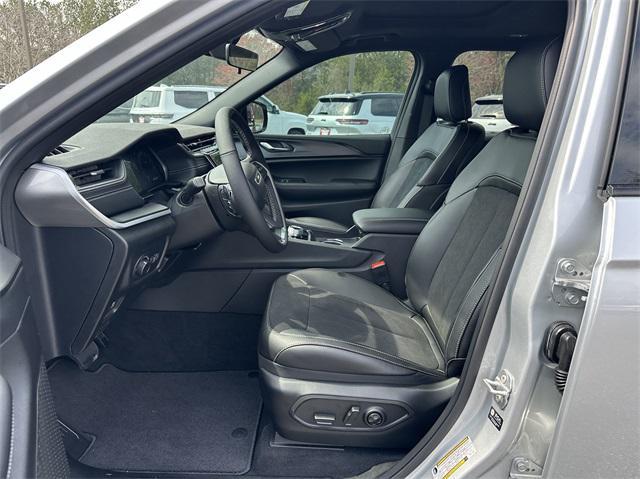 new 2025 Jeep Grand Cherokee L car, priced at $42,450