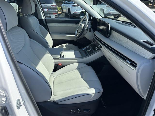used 2024 Hyundai Palisade car, priced at $39,995