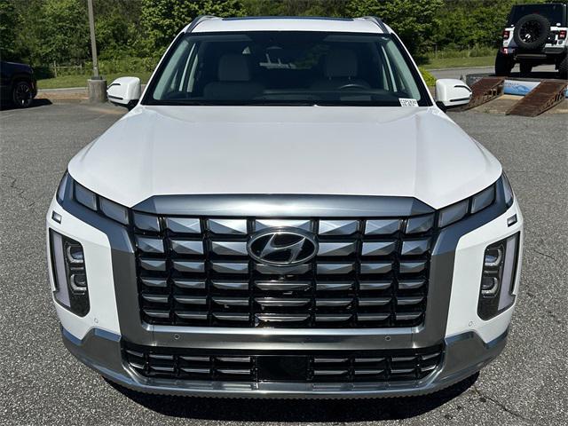 used 2024 Hyundai Palisade car, priced at $39,995