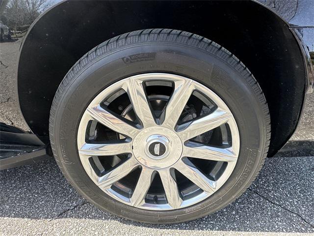 used 2023 Cadillac Escalade ESV car, priced at $86,990