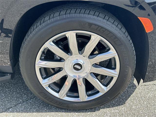 used 2023 Cadillac Escalade ESV car, priced at $86,990