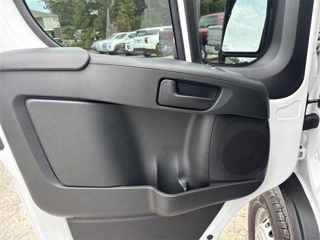 new 2025 Ram ProMaster 3500 car, priced at $48,330