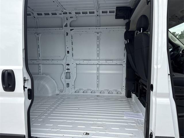 new 2025 Ram ProMaster 3500 car, priced at $48,330