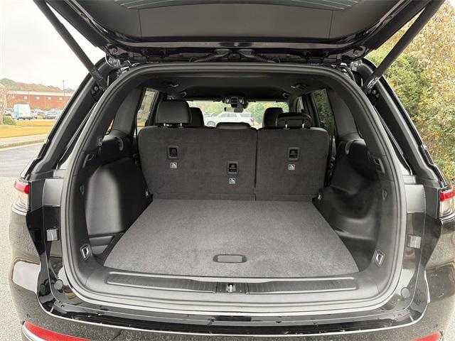 new 2025 Jeep Grand Cherokee car, priced at $38,495