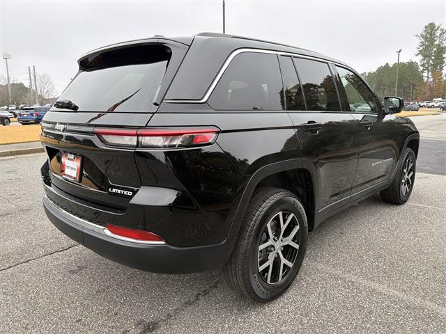 new 2025 Jeep Grand Cherokee car, priced at $38,495