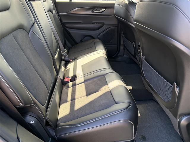 new 2025 Jeep Grand Cherokee car, priced at $37,730