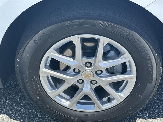 used 2023 Chevrolet Equinox car, priced at $26,500