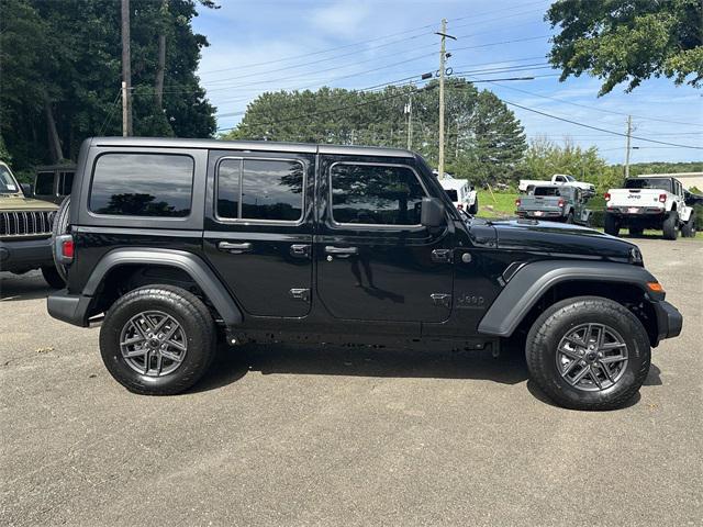 new 2025 Jeep Wrangler car, priced at $41,737
