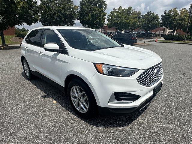 used 2024 Ford Edge car, priced at $24,900