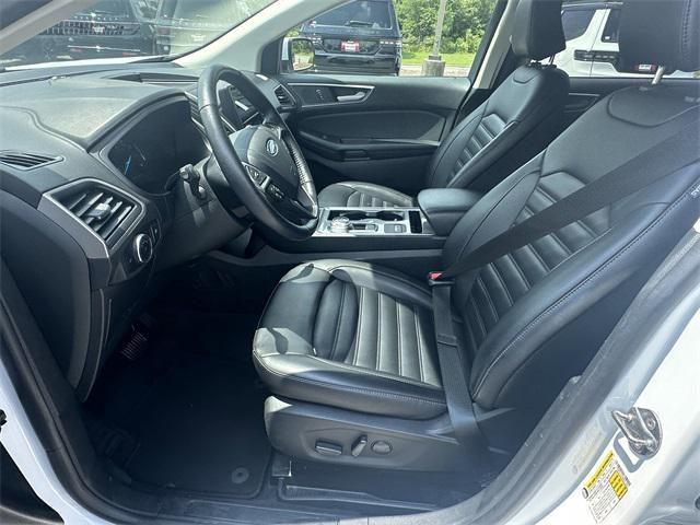 used 2024 Ford Edge car, priced at $24,900
