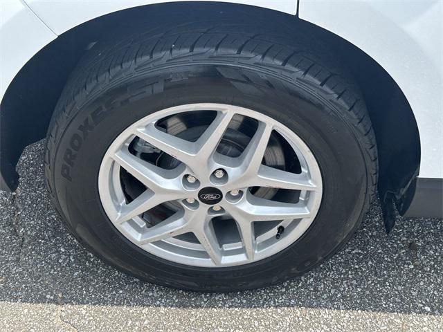 used 2024 Ford Edge car, priced at $24,900