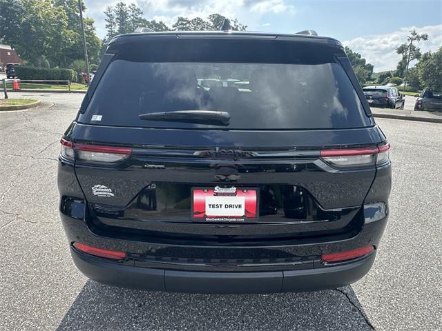 used 2023 Jeep Grand Cherokee car, priced at $32,250