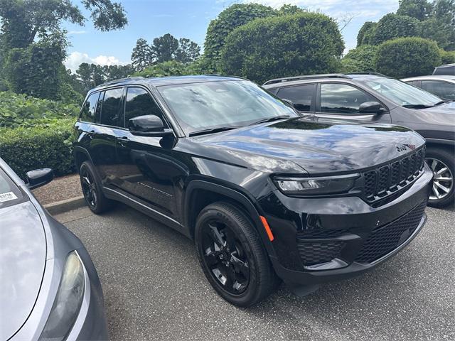 used 2023 Jeep Grand Cherokee car, priced at $34,900