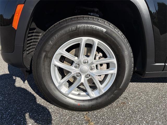 new 2025 Jeep Grand Cherokee car, priced at $36,170