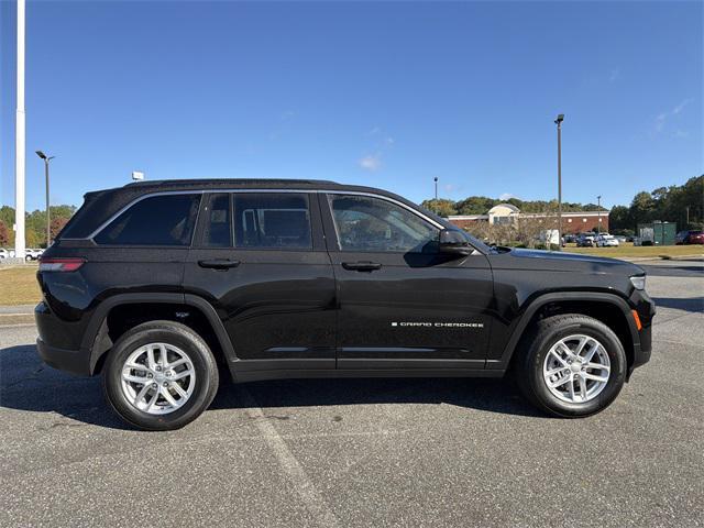 new 2025 Jeep Grand Cherokee car, priced at $36,170