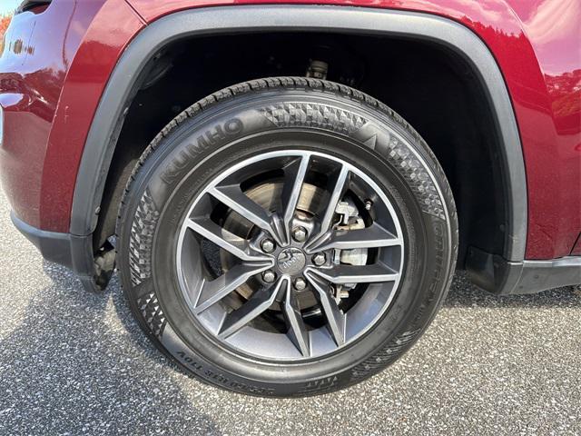used 2017 Jeep Grand Cherokee car, priced at $15,150