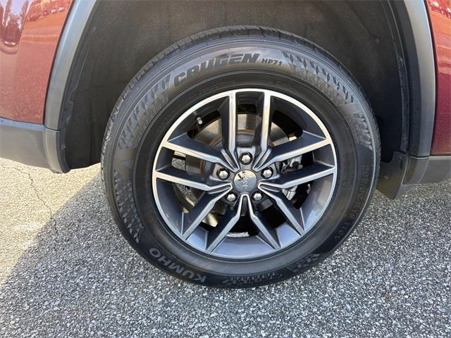 used 2017 Jeep Grand Cherokee car, priced at $15,150