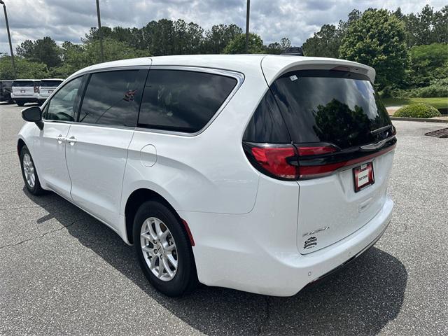 used 2023 Chrysler Pacifica car, priced at $24,498