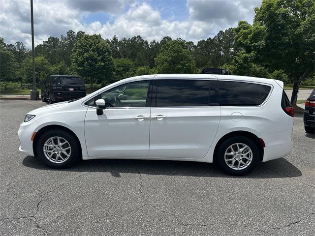 used 2023 Chrysler Pacifica car, priced at $24,498