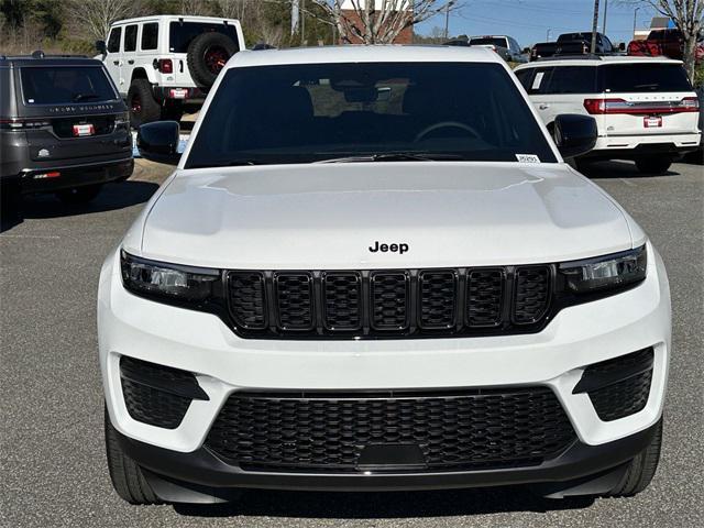 new 2025 Jeep Grand Cherokee car, priced at $41,575