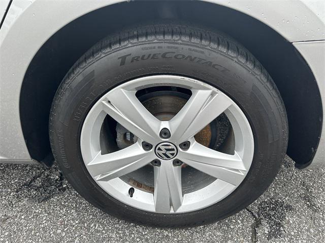 used 2014 Volkswagen Passat car, priced at $9,391