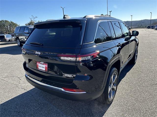 new 2025 Jeep Grand Cherokee car, priced at $44,420