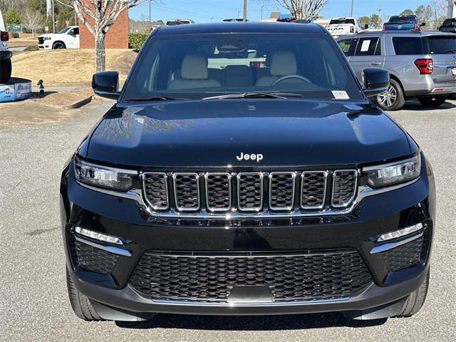 new 2025 Jeep Grand Cherokee car, priced at $44,420