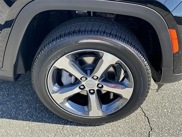 new 2025 Jeep Grand Cherokee car, priced at $44,420