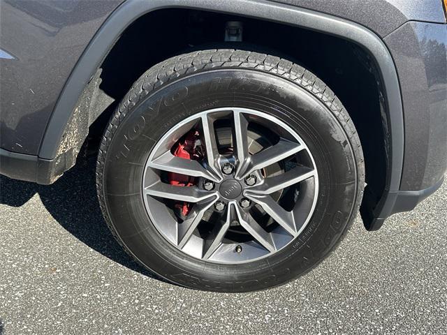 used 2017 Jeep Grand Cherokee car, priced at $13,900